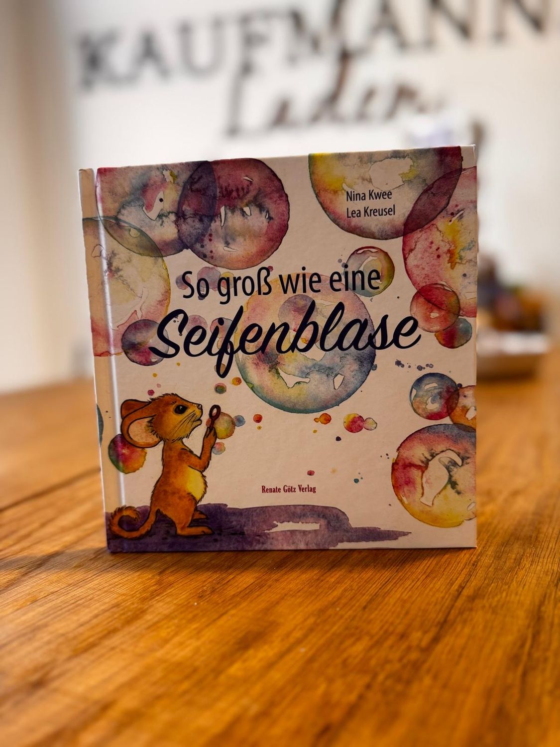 Så stor som en sæbeboble - børnebog af Nina Kwee